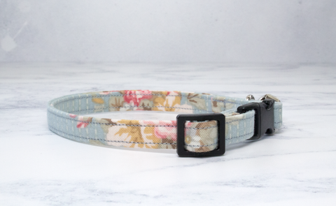 Cat Collar handmade using Tilda fabric.