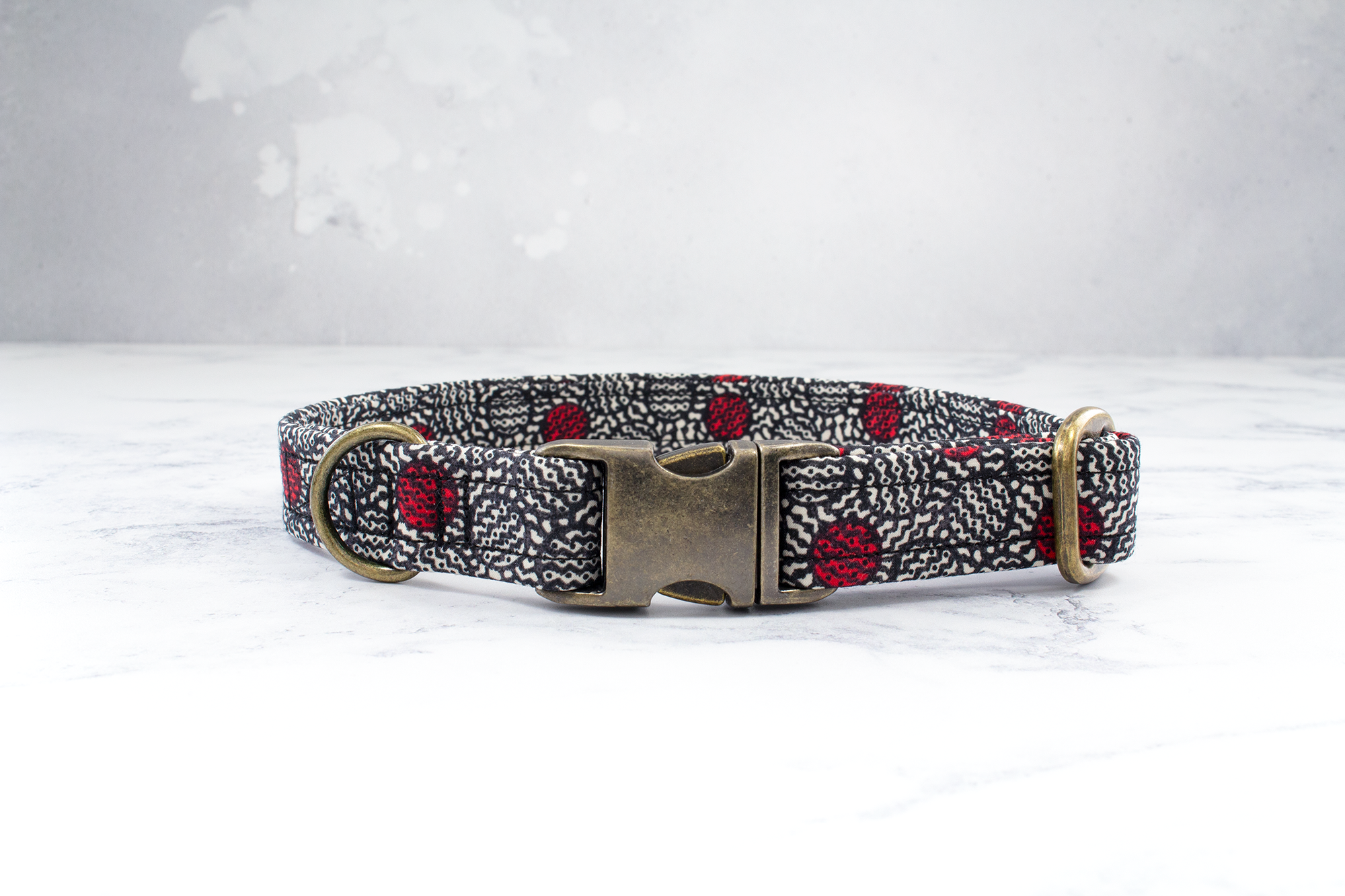 Quality dog collars best sale and leads